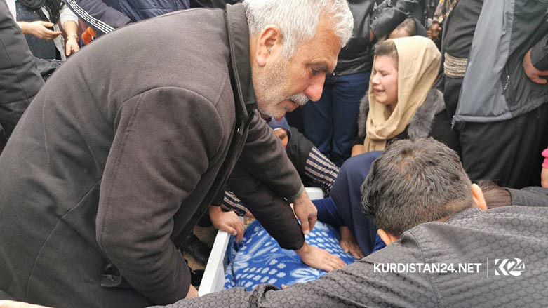 ته‌رمی دوو هاووڵاتییه‌ كورده‌كه‌ی حه‌فته‌غار به‌خاك سپێردرا